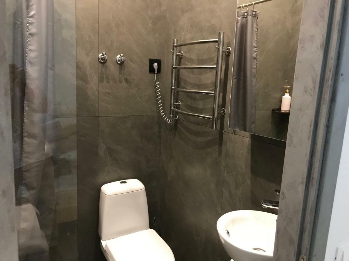 Апартаменты На Дворянская Odessa Exterior foto